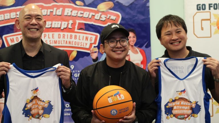 Go for Gold Guinness World Record Attempt – Most people dribbling basketball simultaneously